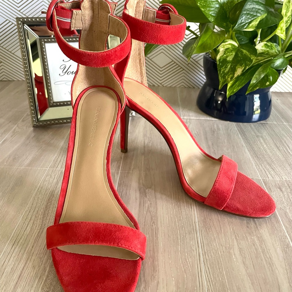 Bare Suede Banana Republic Heeled Sandal - Picture 4 of 4